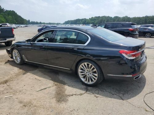 BMW 750i